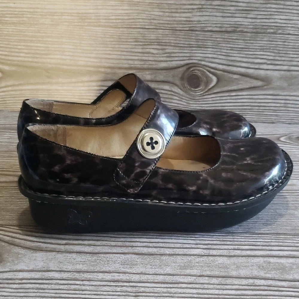 Alegria 38(8/8.5) black/gray animal print Mary Jane platforms clogs